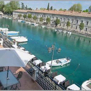 Acqua , Peschiera del Garda Italië
